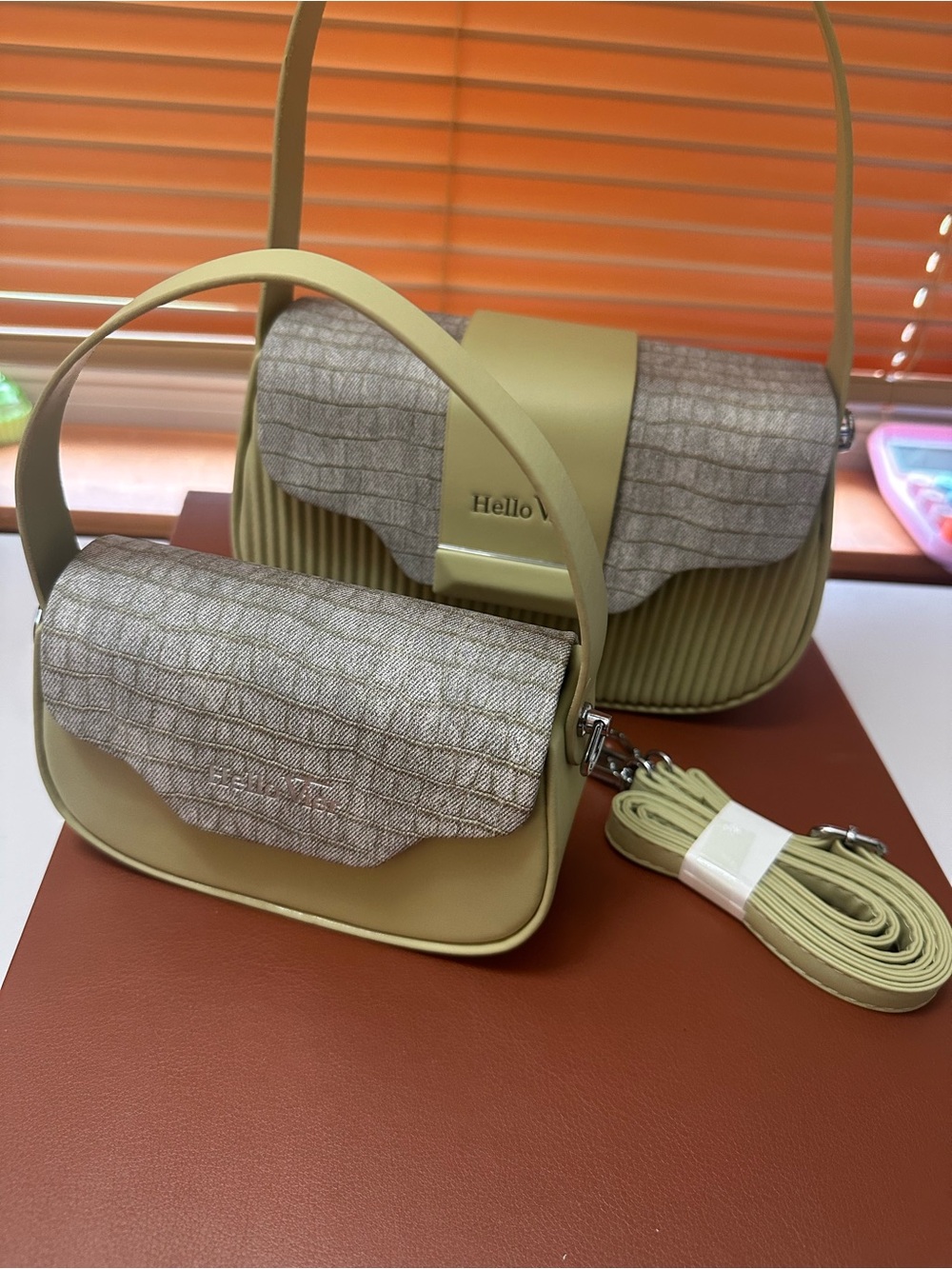 Pale Green Two-Piece Shoulder Bag Set